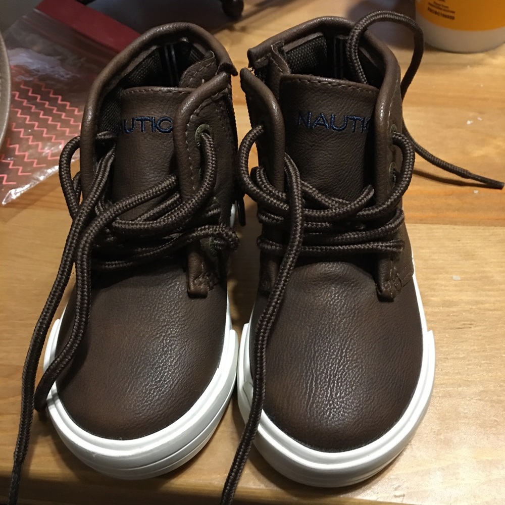 Náutica toddler dress shoes